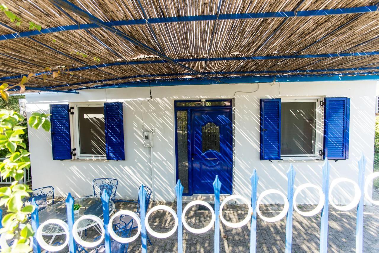 Blue White Apartments - Kefallonia Poolside Retreats Spartià Eksteriør billede