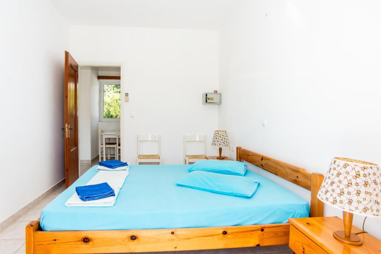 Blue White Apartments - Kefallonia Poolside Retreats Spartià Eksteriør billede