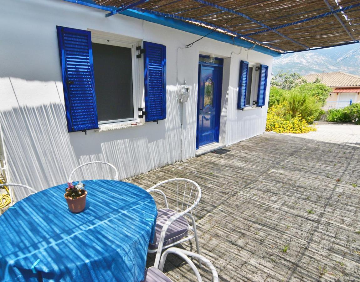 Blue White Apartments - Kefallonia Poolside Retreats Spartià Eksteriør billede