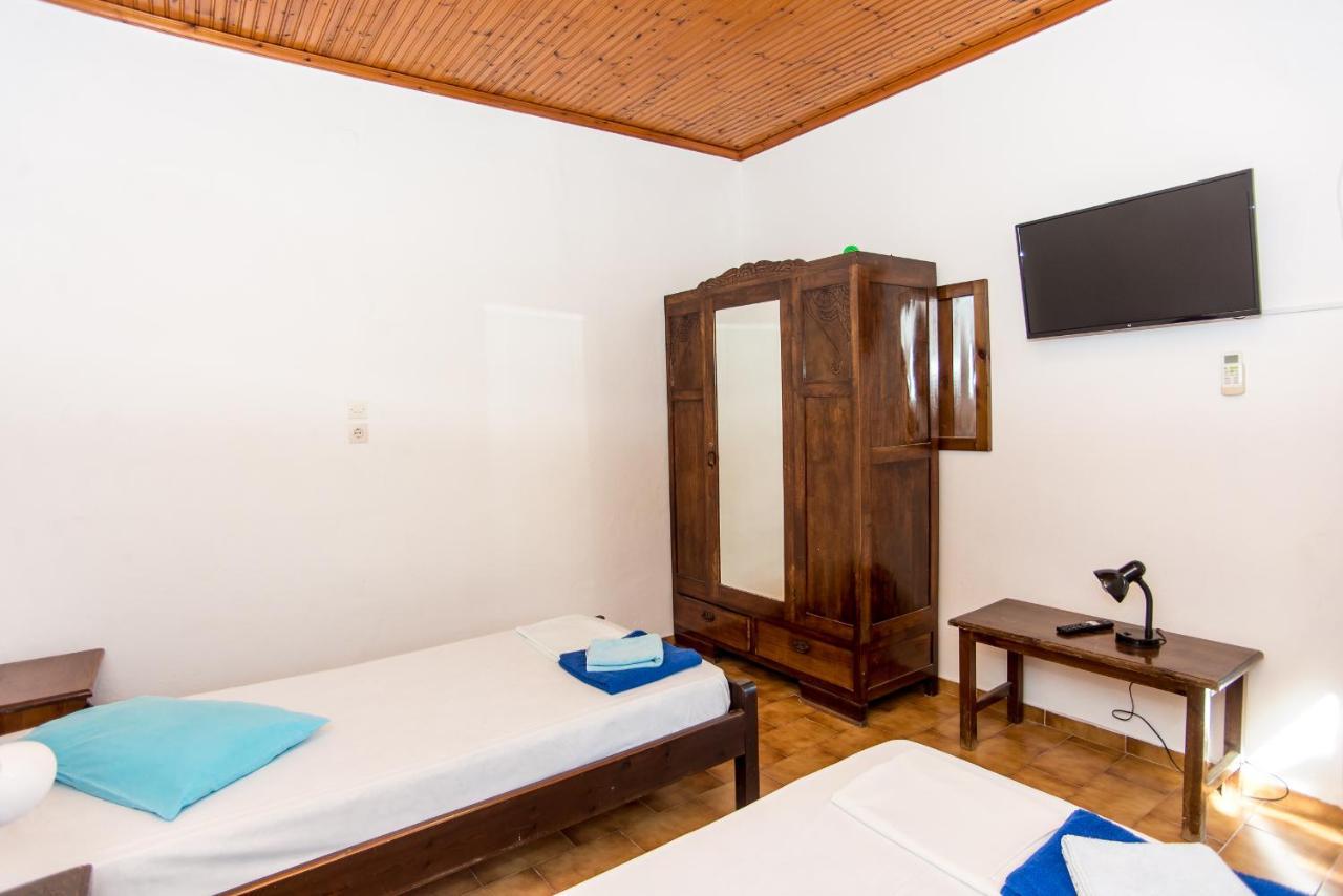 Blue White Apartments - Kefallonia Poolside Retreats Spartià Eksteriør billede