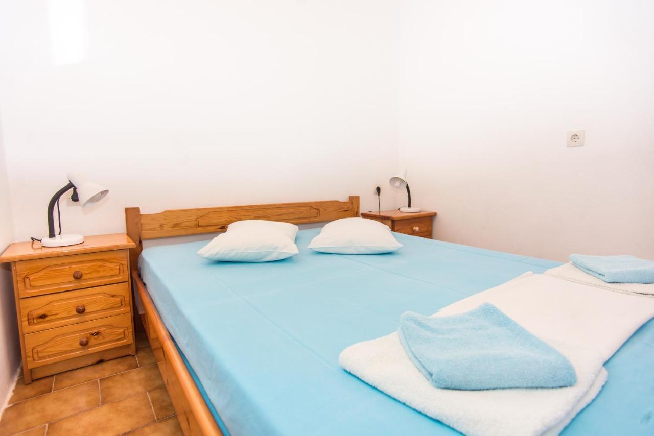 Blue White Apartments - Kefallonia Poolside Retreats Spartià Eksteriør billede